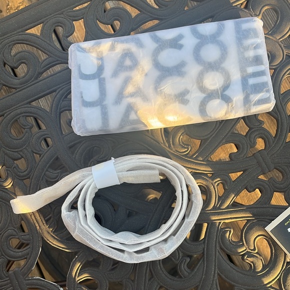 Marc Jacobs Tote Bag - Picture 9 of 12